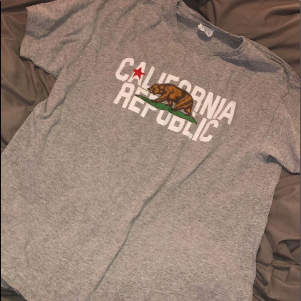 California republic T-shirt